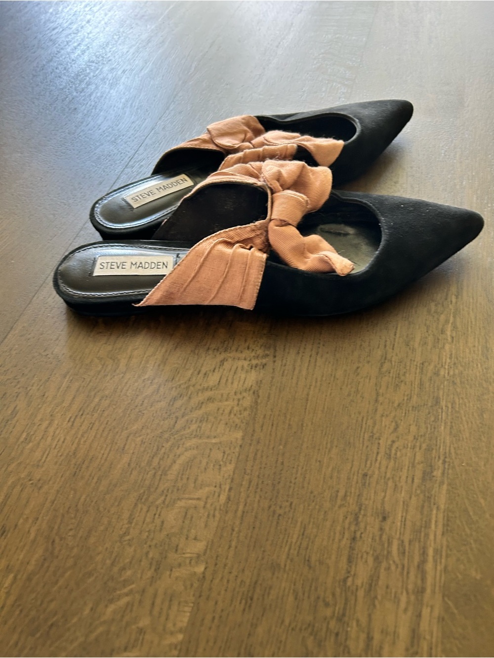Steve Madden Emma black pointy toe mule blush bow flats - Picture 11 of 13